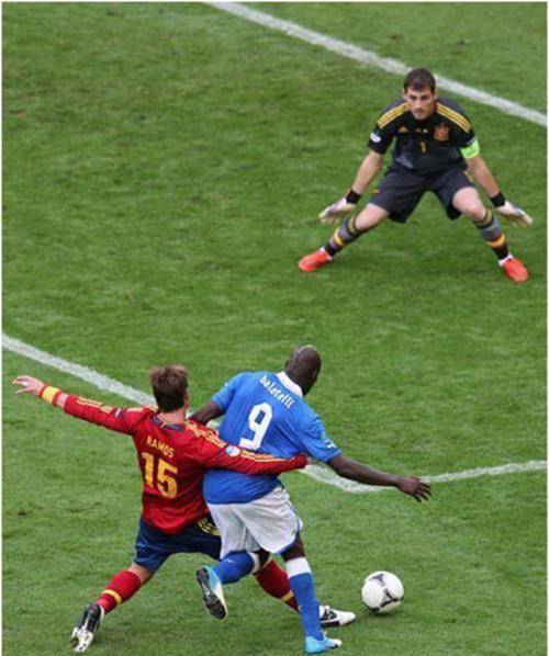 韦德体育平台官网-热闹足球场！球队在比赛中崭露头角