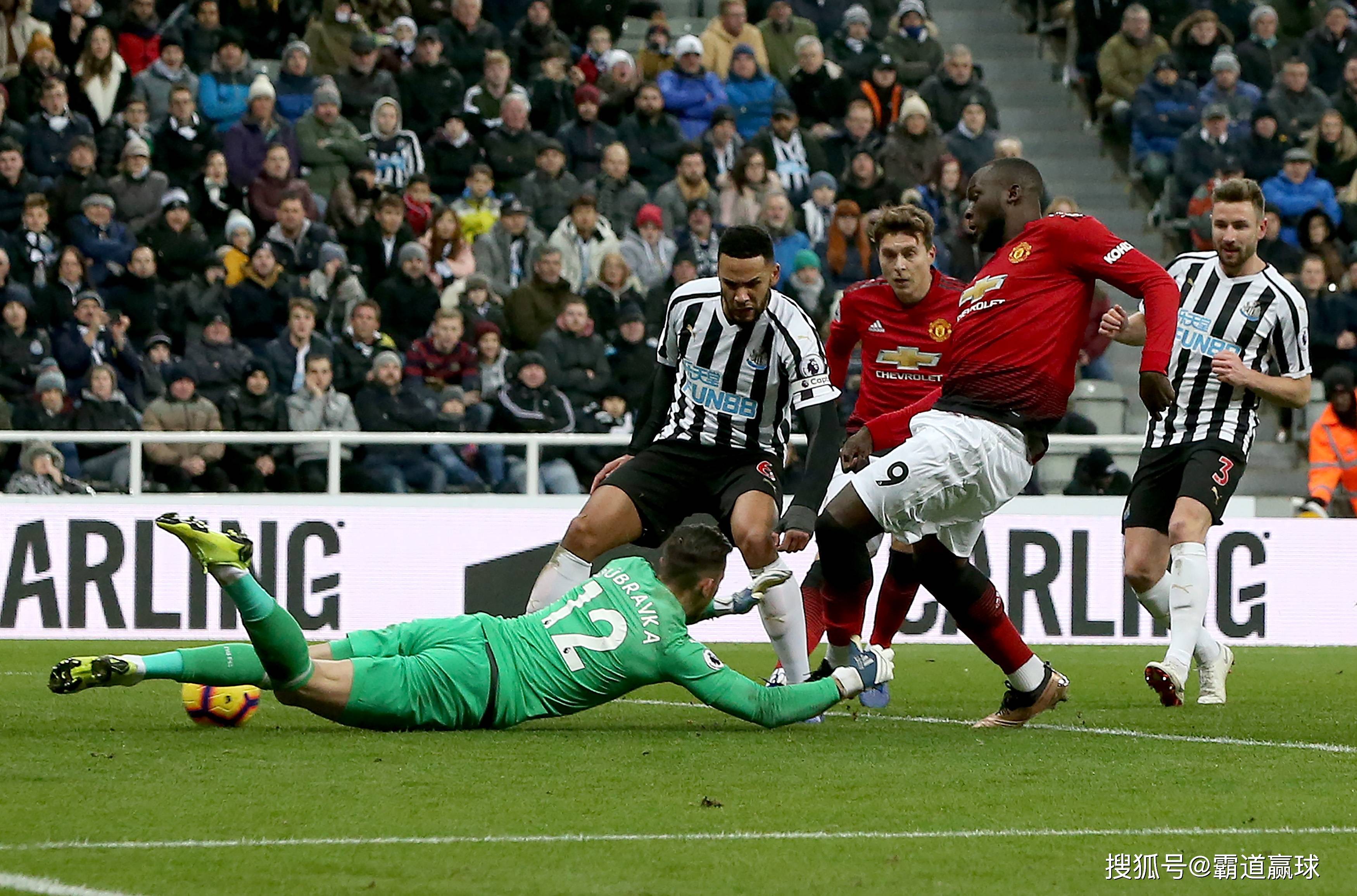 韦德最新地址-曼联压力山大，欧冠之路依然充满挑战的简单介绍