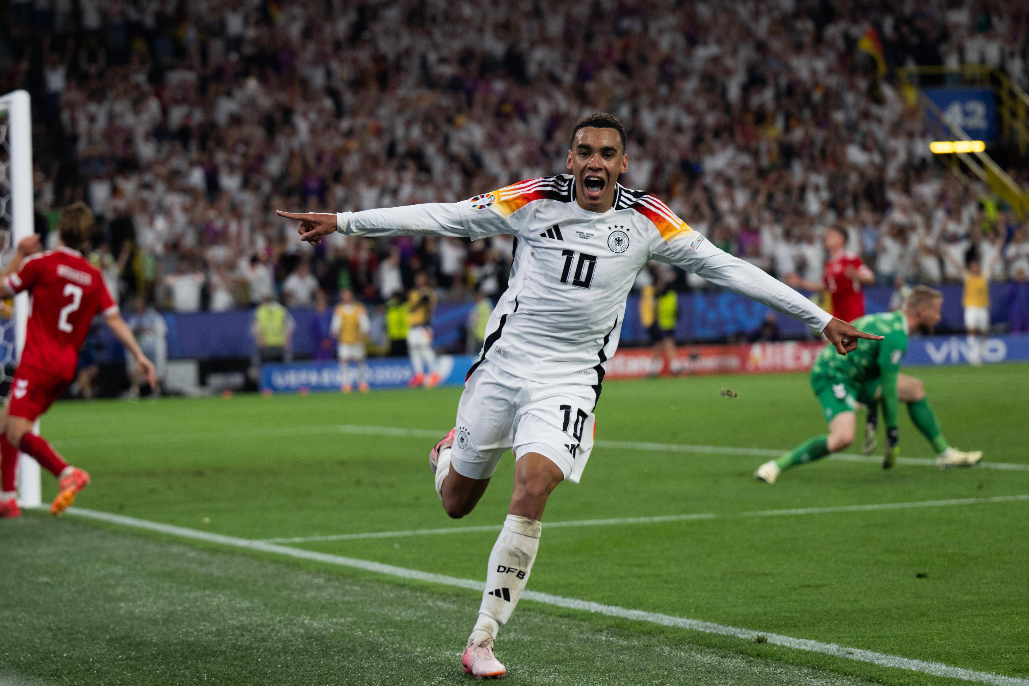 韦德体育BEVICTOR-德国队在国际篮坛上逐渐崭露头角