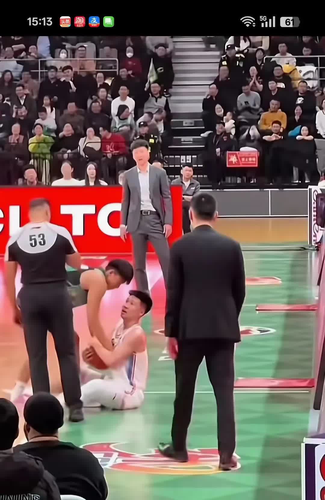 韦德体育官网-四川男篮客场逆转擒敌，赢下联赛关键之战的简单介绍