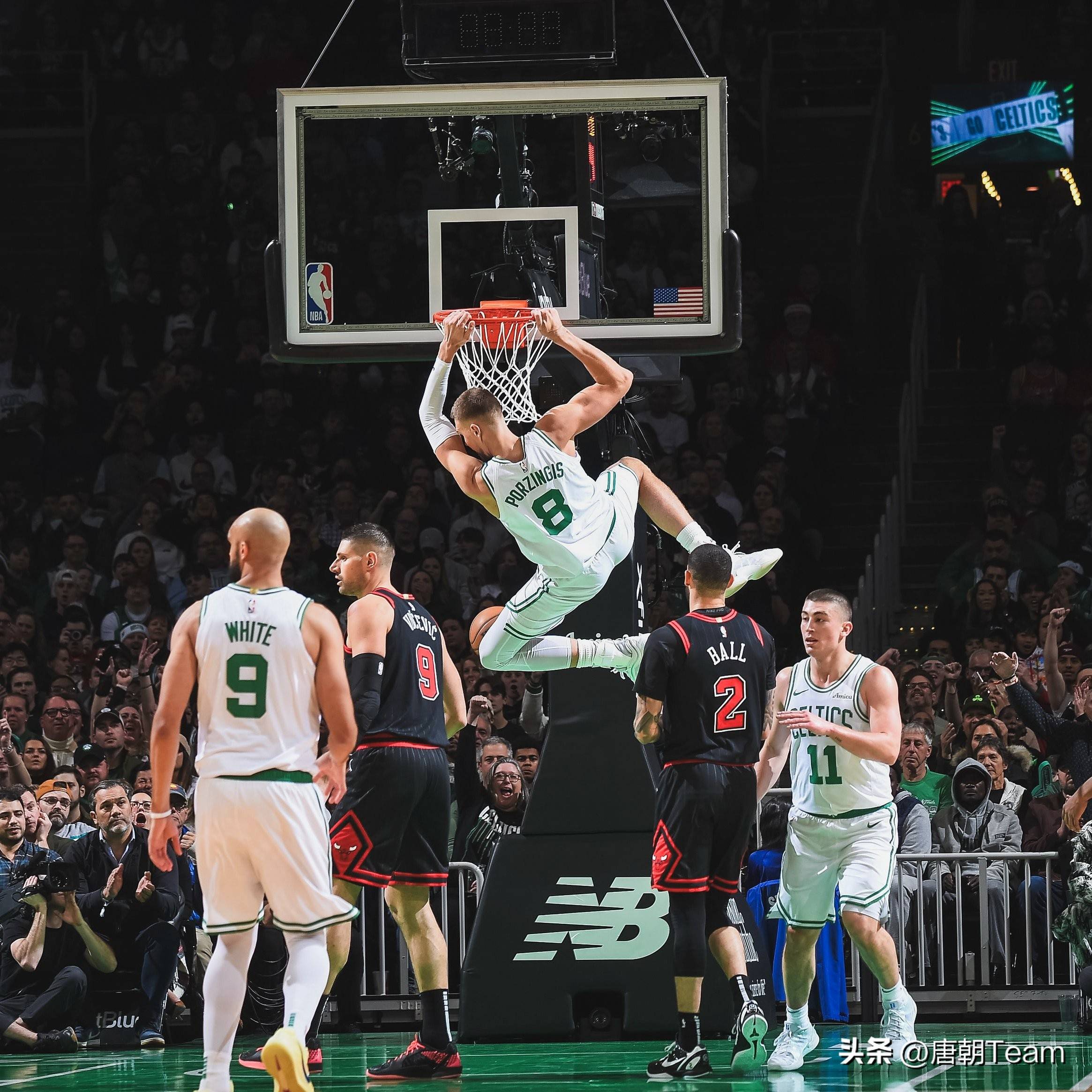 韦德体育网站-关于公牛惨败尼克斯，拉文独揽30分的信息