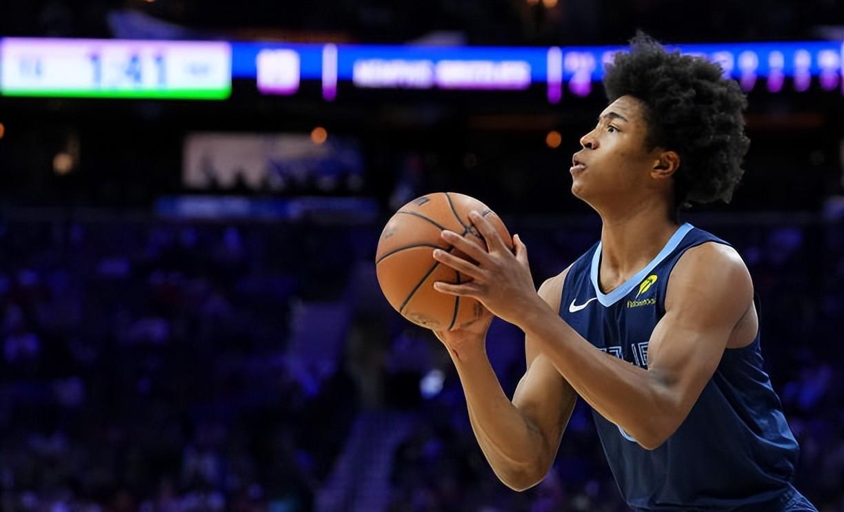 韦德体育网站-关于灰熊新秀闪耀赛场，展现实力的信息